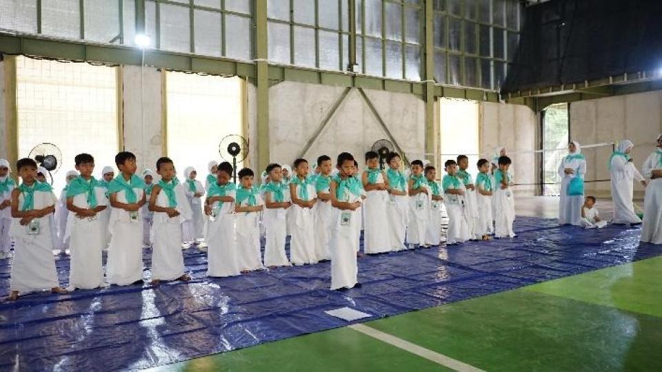 C:\Users\TPQ Al-Hamidiyah\Downloads\DSC07909.JPG