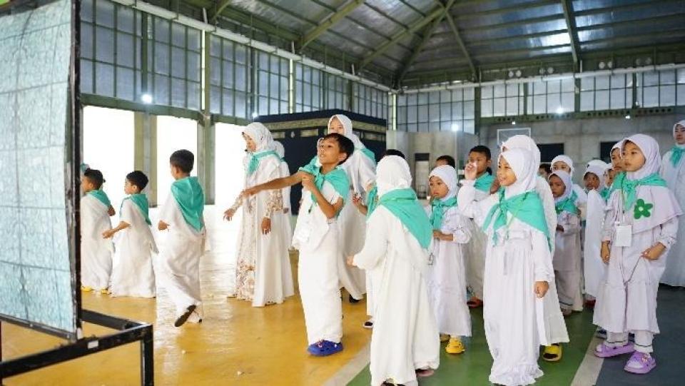 C:\Users\TPQ Al-Hamidiyah\Downloads\DSC08092.JPG